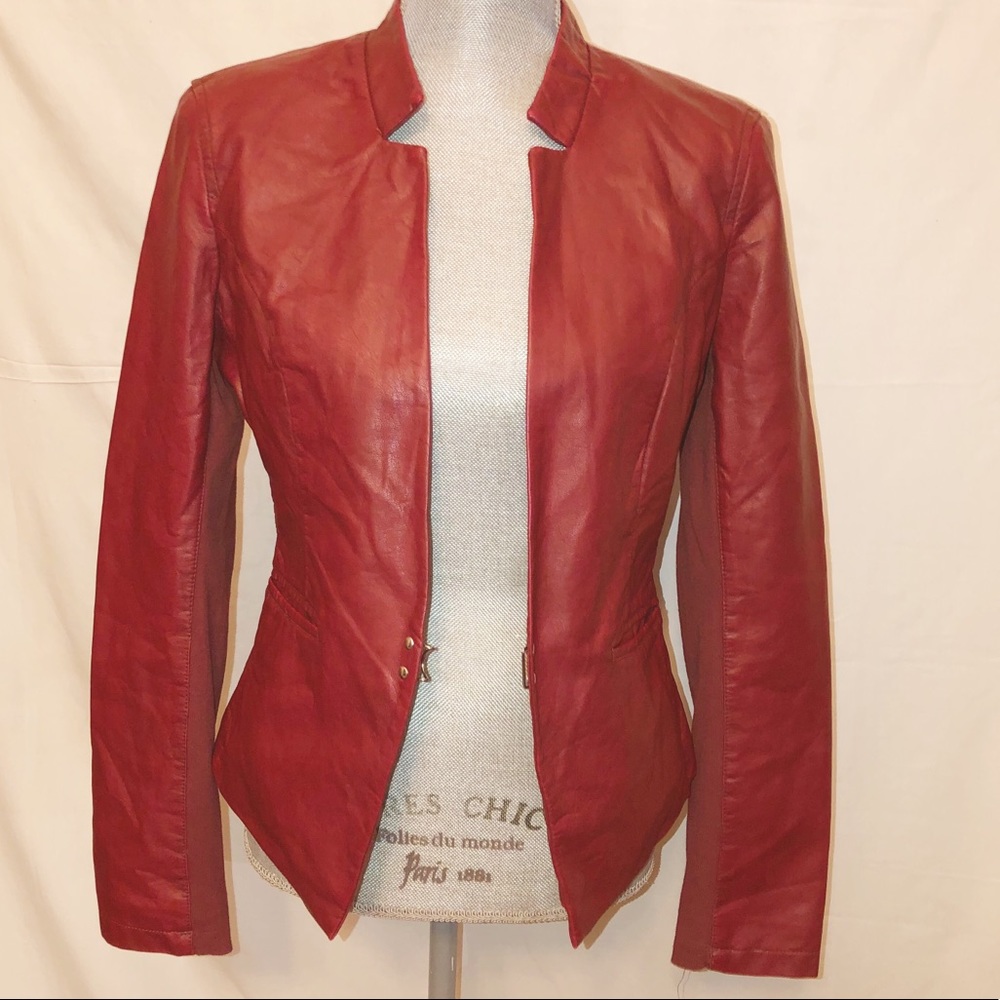 Black Rivet Jacket‎